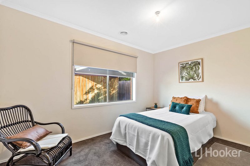 Photo - 23 Alsace Avenue, Hoppers Crossing VIC 3029 - Image 9