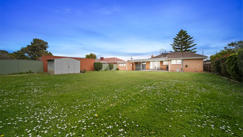 Photo - 23 Ambrie Crescent, Noble Park VIC 3174 - Image 13