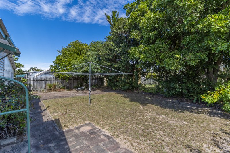 Photo - 23 Ann Street, Torquay QLD 4655 - Image 11