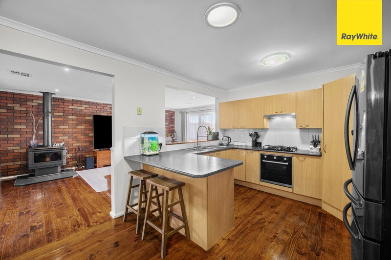 Photo - 23 Argyll Circuit, Melton West VIC 3337 - Image 12