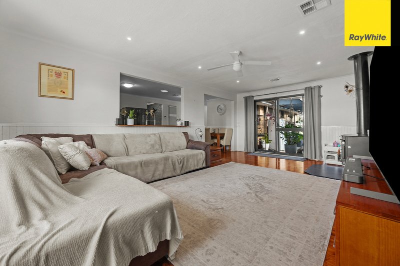 Photo - 23 Argyll Circuit, Melton West VIC 3337 - Image 21