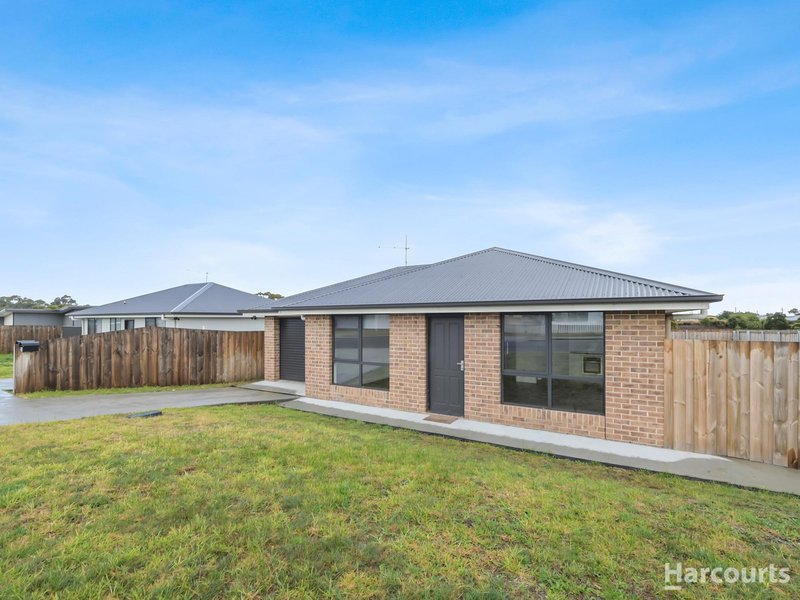 Photo - 23 Arnold Street, George Town TAS 7253 - Image 2