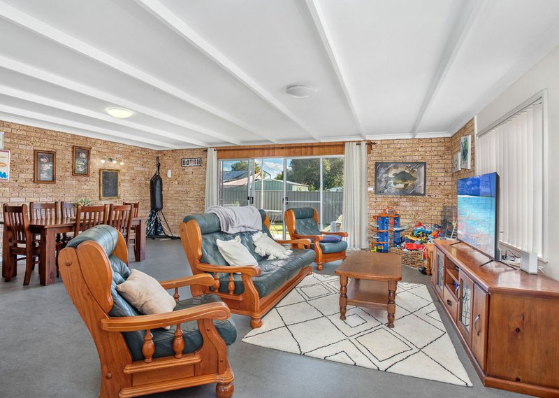 Photo - 23 Arthur Avenue, Taree NSW 2430 - Image 2