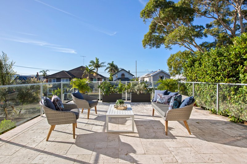 Photo - 23 Arthur Street, Fairlight NSW 2094 - Image 4