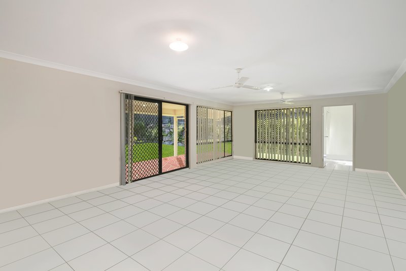 Photo - 23 Ashford Circuit, Petrie QLD 4502 - Image 4