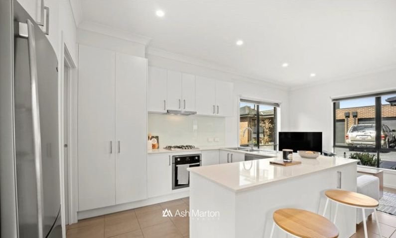 Photo - 2/3 Ashleigh Street, Frankston VIC 3199 - Image 7