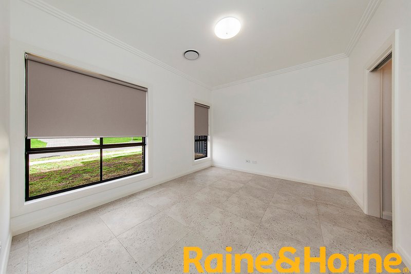 Photo - 23 Atlantis Crescent, Gregory Hills NSW 2557 - Image 5