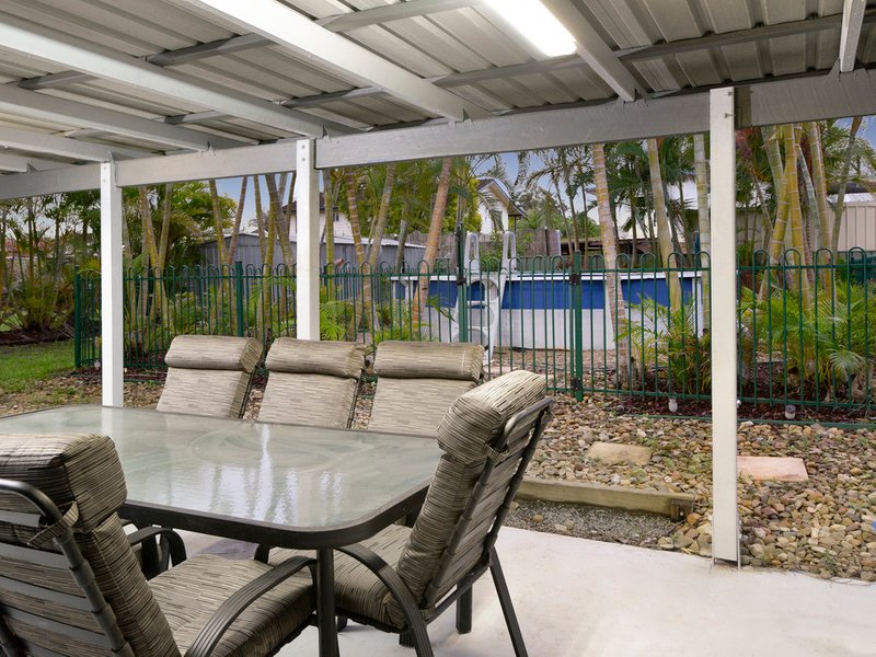 Photo - 23 Avalon Court, Strathpine QLD 4500 - Image 7