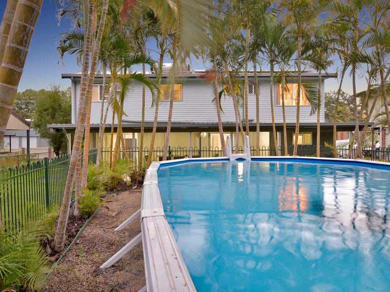 Photo - 23 Avalon Court, Strathpine QLD 4500 - Image 8