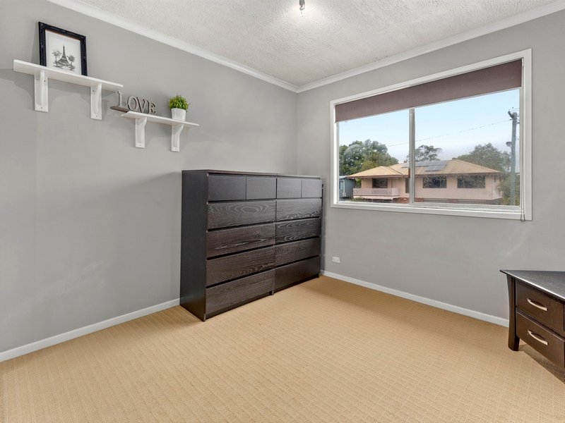 Photo - 23 Avalon Court, Strathpine QLD 4500 - Image 12