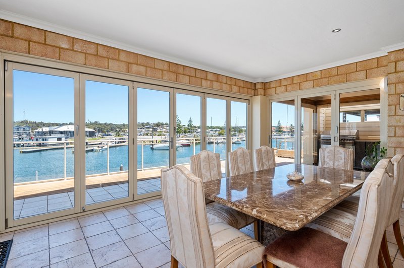 Photo - 23 Avocet Island Quays , Wannanup WA 6210 - Image 9