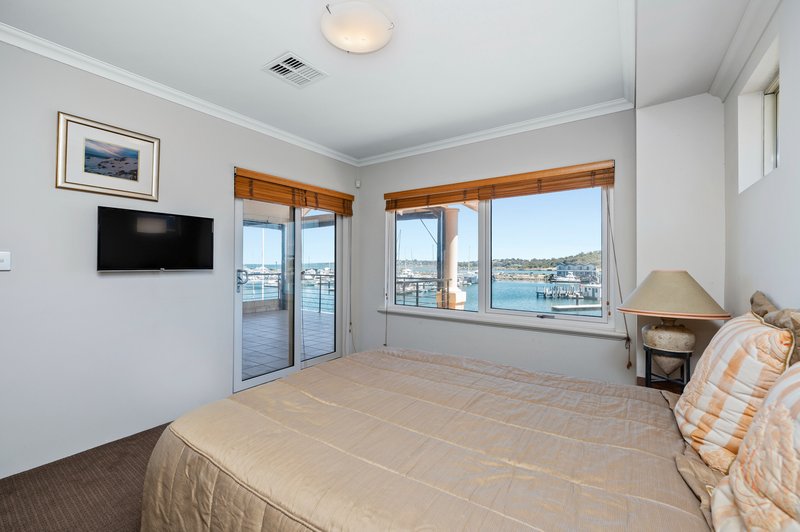 Photo - 23 Avocet Island Quays , Wannanup WA 6210 - Image 19