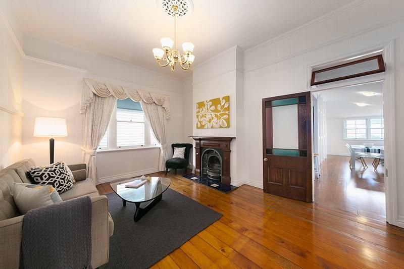 Photo - 23 Balowrie St , Hamilton QLD 4007 - Image 4