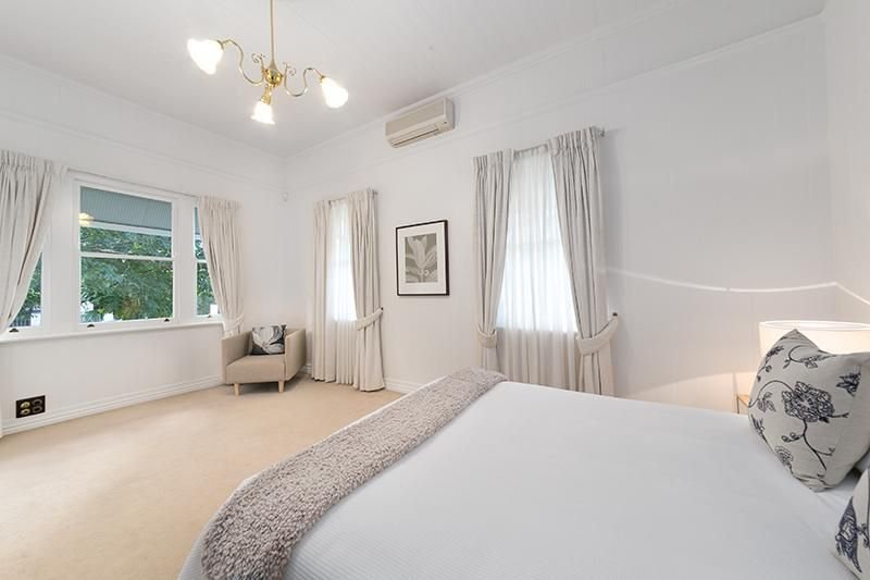 Photo - 23 Balowrie St , Hamilton QLD 4007 - Image 10