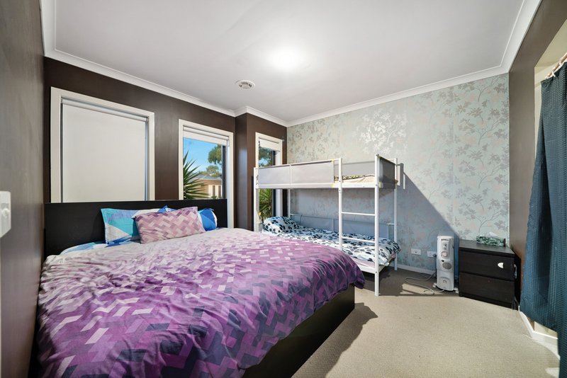 Photo - 23 Baltic Circuit, Point Cook VIC 3030 - Image 11