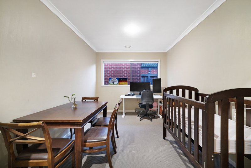 Photo - 23 Baltic Circuit, Point Cook VIC 3030 - Image 13