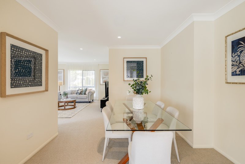 Photo - 23 Banksdale Drive, Middle Ridge QLD 4350 - Image 3