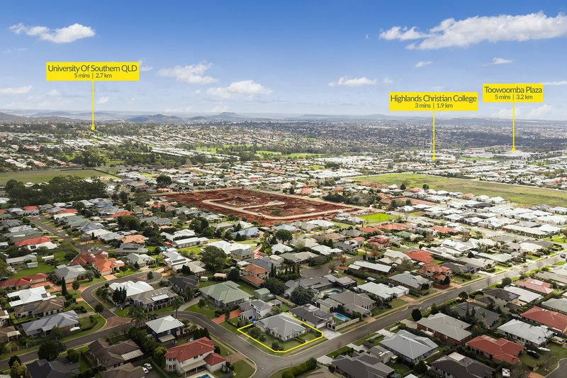 Photo - 23 Banksdale Drive, Middle Ridge QLD 4350 - Image 16
