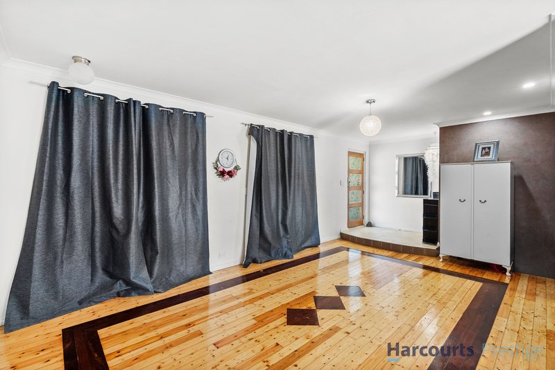 Photo - 23 Barcombe Way, Gosnells WA 6110 - Image 4