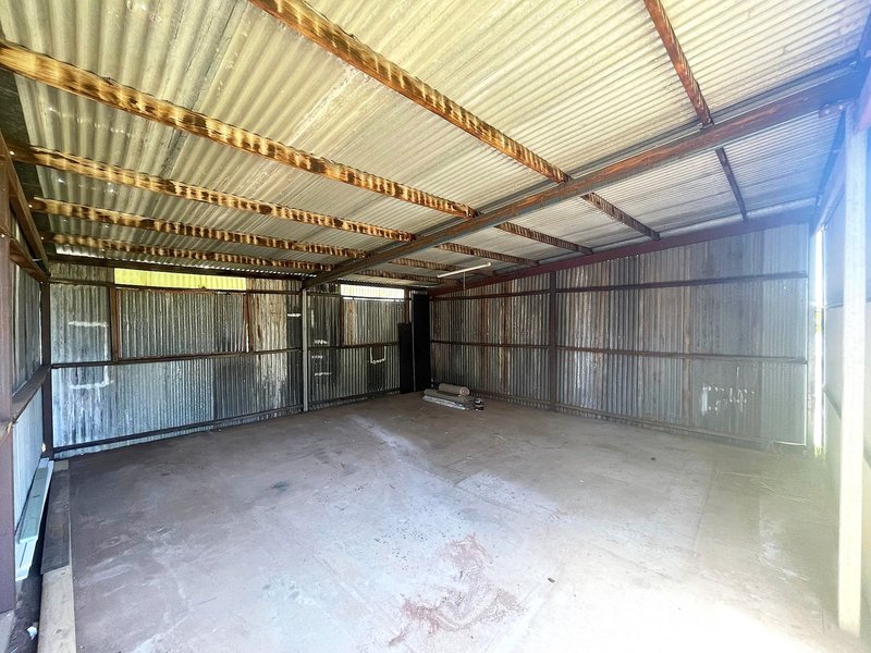 Photo - 23 Barellan Street, Griffith NSW 2680 - Image 16