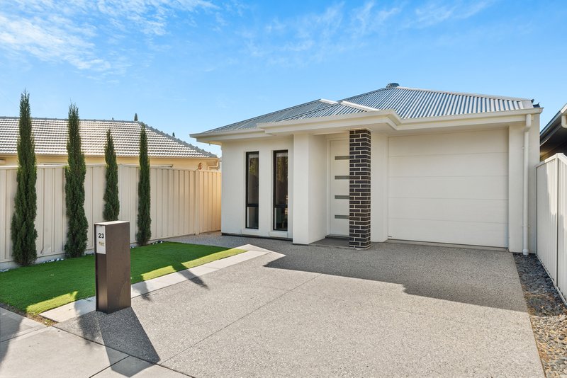 Photo - 23 Barker Avenue, Findon SA 5023 - Image 2