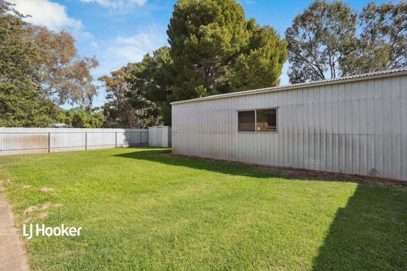 Photo - 23 Barrington Road, Elizabeth Downs SA 5113 - Image 18