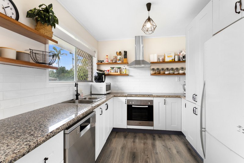 Photo - 23 Bateman Street, Deception Bay QLD 4508 - Image 3
