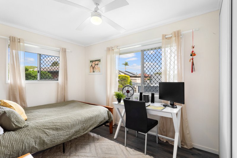 Photo - 23 Bateman Street, Deception Bay QLD 4508 - Image 4