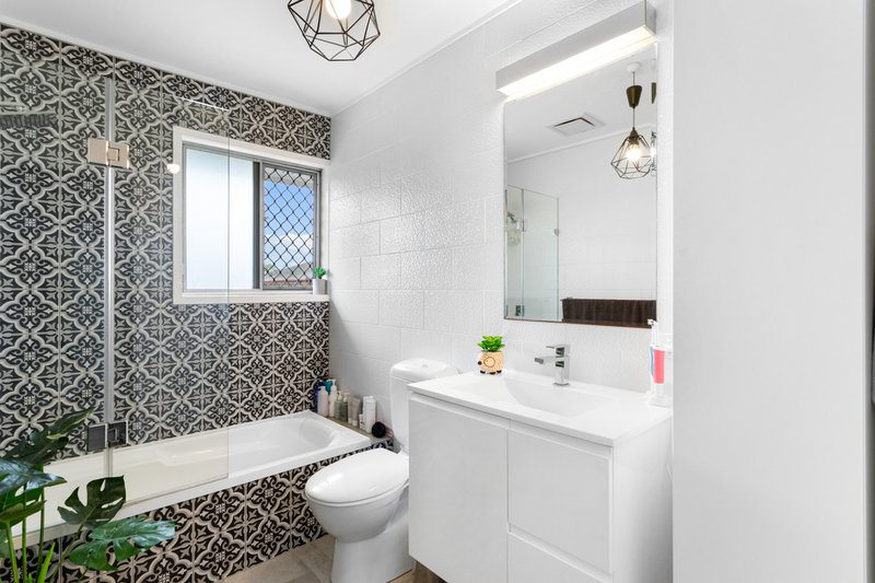 Photo - 23 Bateman Street, Deception Bay QLD 4508 - Image 6