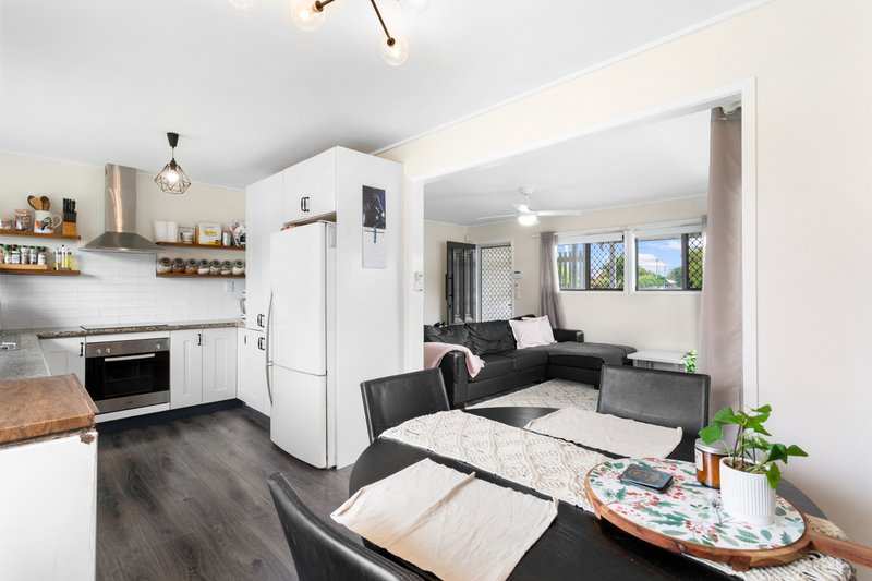 Photo - 23 Bateman Street, Deception Bay QLD 4508 - Image 9