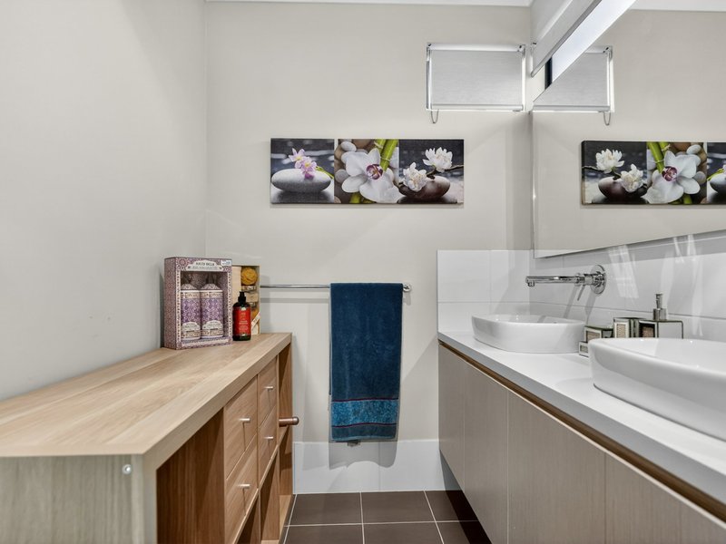 Photo - 23 Baw Baw Avenue, Minto NSW 2566 - Image 18