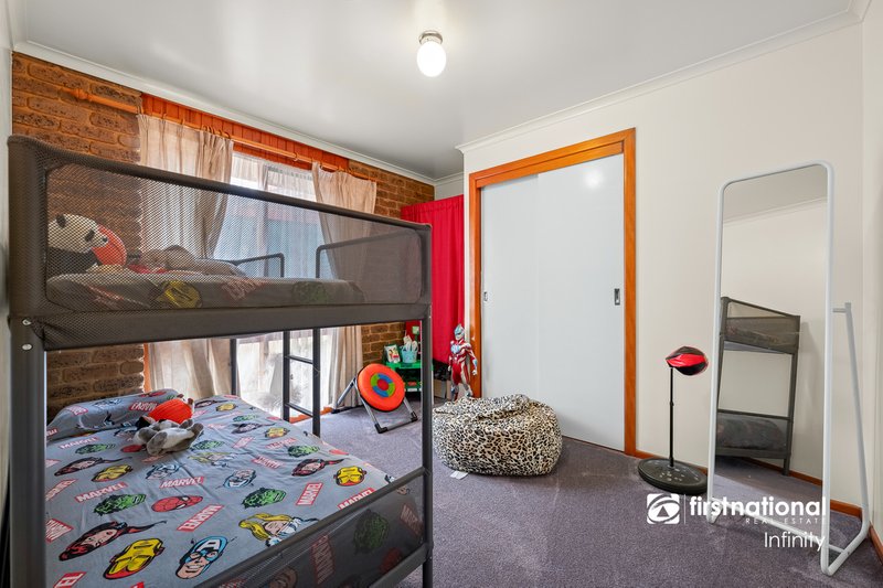 Photo - 23 Bayview Crescent, Hoppers Crossing VIC 3029 - Image 12