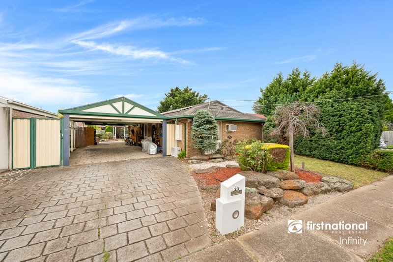 Photo - 23 Bayview Crescent, Hoppers Crossing VIC 3029 - Image 16