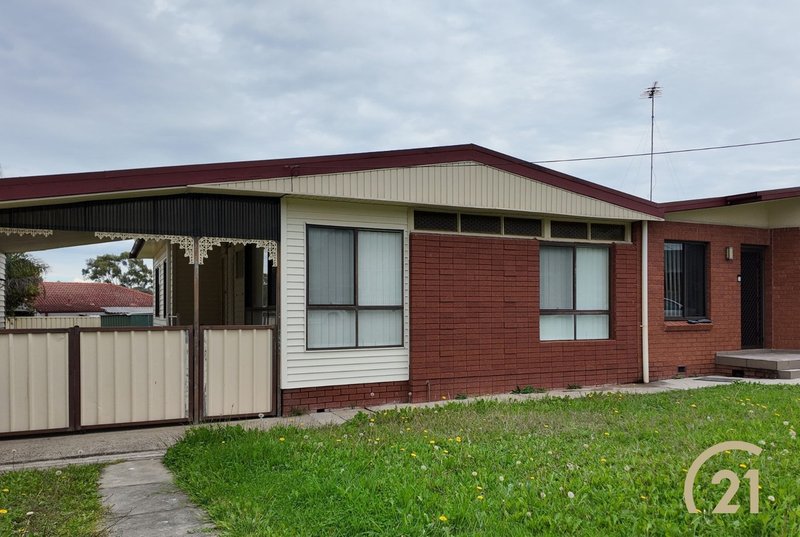 Photo - 23 Beale Crescent, Fairfield West NSW 2165 - Image 12