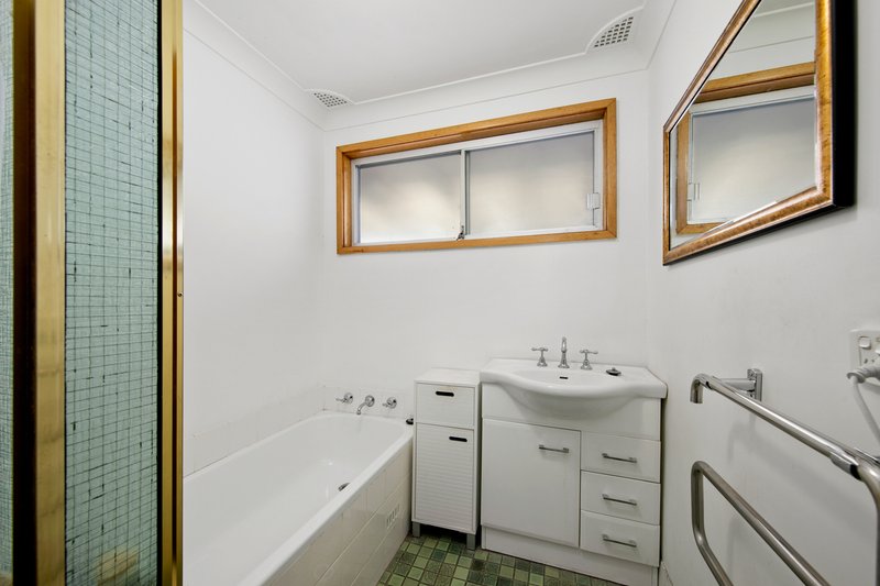 Photo - 23 Beauford Avenue, Maryland NSW 2287 - Image 6