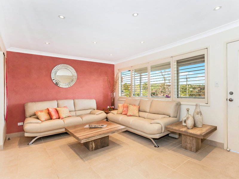 Photo - 23 Beethoven Street, Engadine NSW 2233 - Image 2