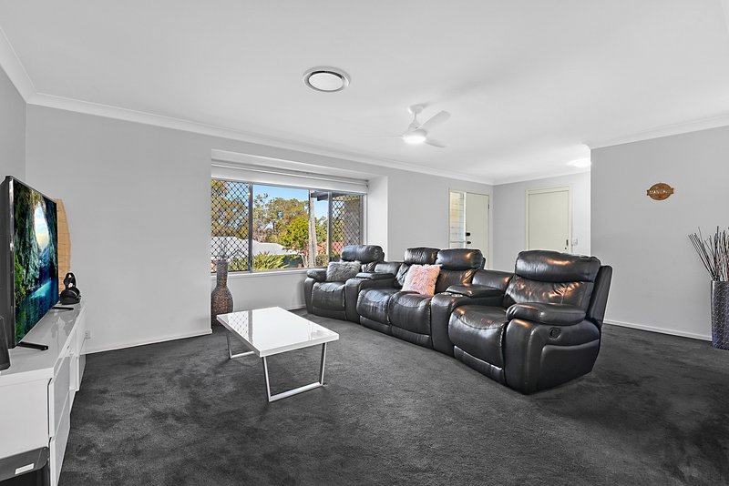 Photo - 23 Ben Hogan Crescent, Parkwood QLD 4214 - Image 2