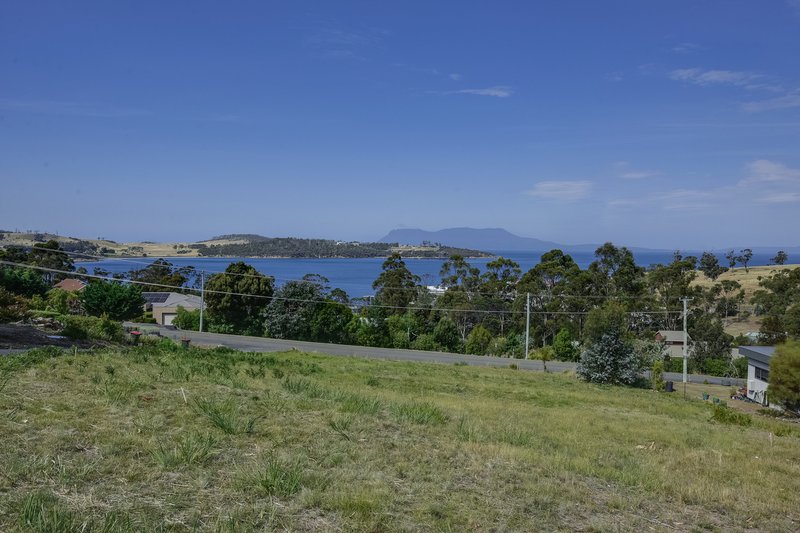 23 Bernacchi Drive, Orford TAS 7190