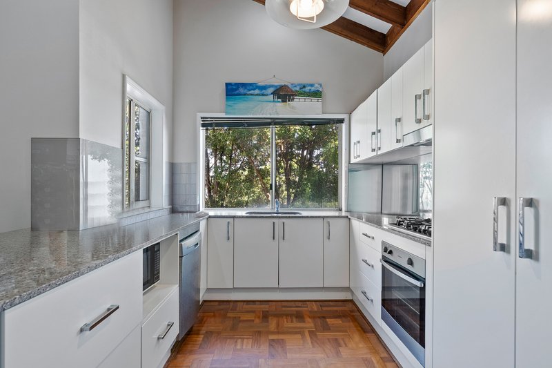 Photo - 23 Berne Street, Bateau Bay NSW 2261 - Image 3