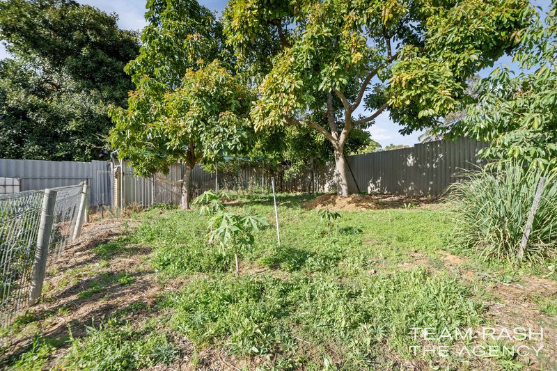 Photo - 23 Bickner Way, Parmelia WA 6167 - Image 28