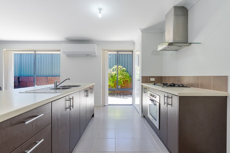 Photo - 23 Blaxland Terrace, Baldivis WA 6171 - Image 3