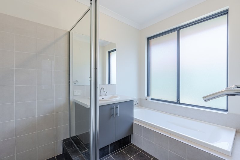 Photo - 23 Blaxland Terrace, Baldivis WA 6171 - Image 18