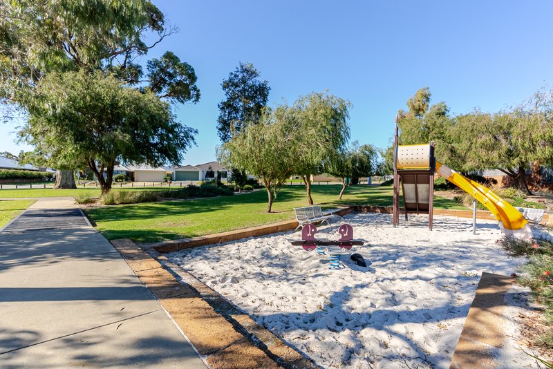 Photo - 23 Blaxland Terrace, Baldivis WA 6171 - Image 28