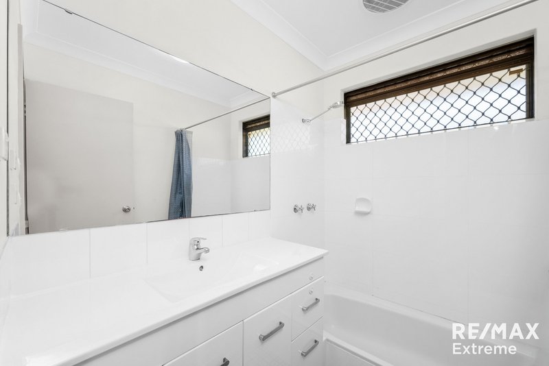 Photo - 23 Blenny Close, Cannington WA 6107 - Image 10