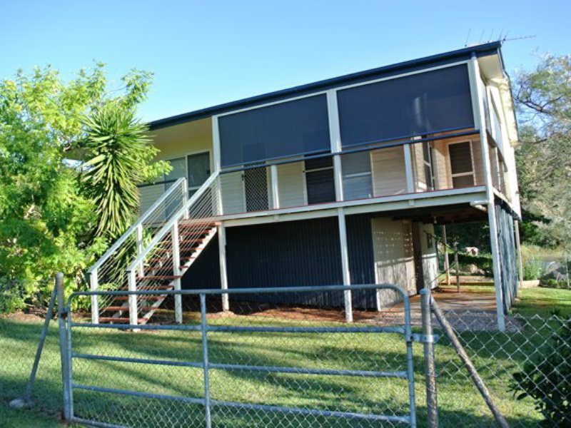 Photo - 23 Blue Waters Crescent, Macleay Island QLD 4184 - Image 24