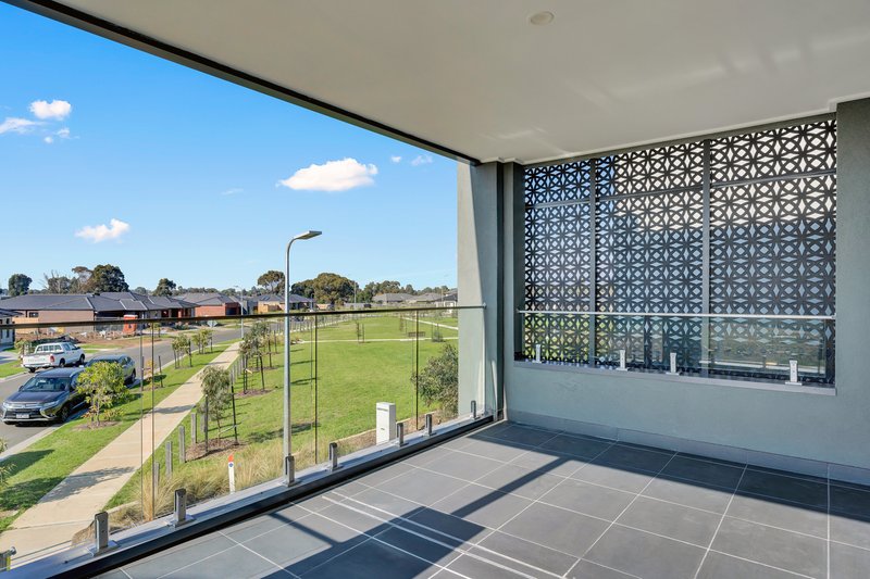 Photo - 23 Bodega Walk, Brookfield VIC 3338 - Image 8