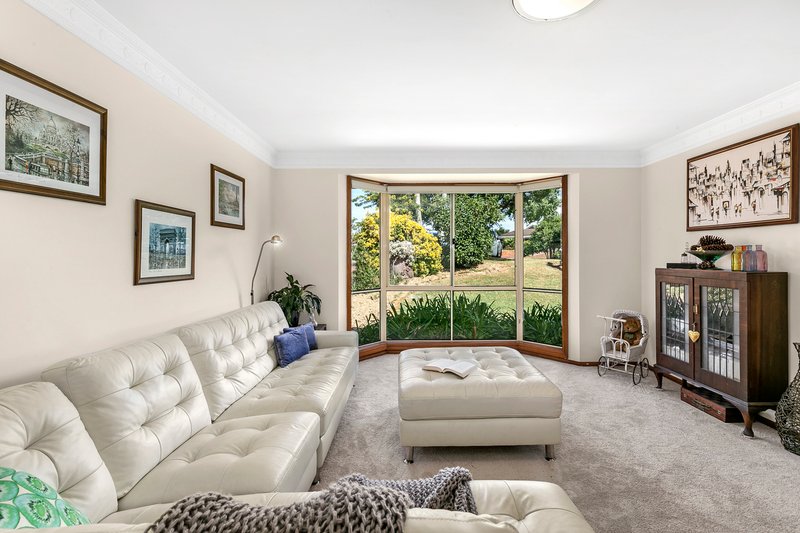 Photo - 23 Boden Place, Castle Hill NSW 2154 - Image 4