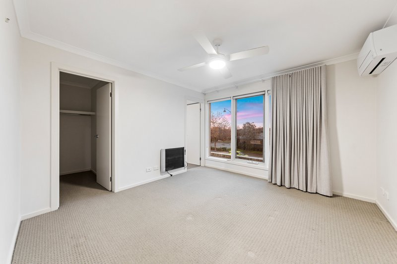 Photo - 23 Botanic Drive, Pakenham VIC 3810 - Image 13