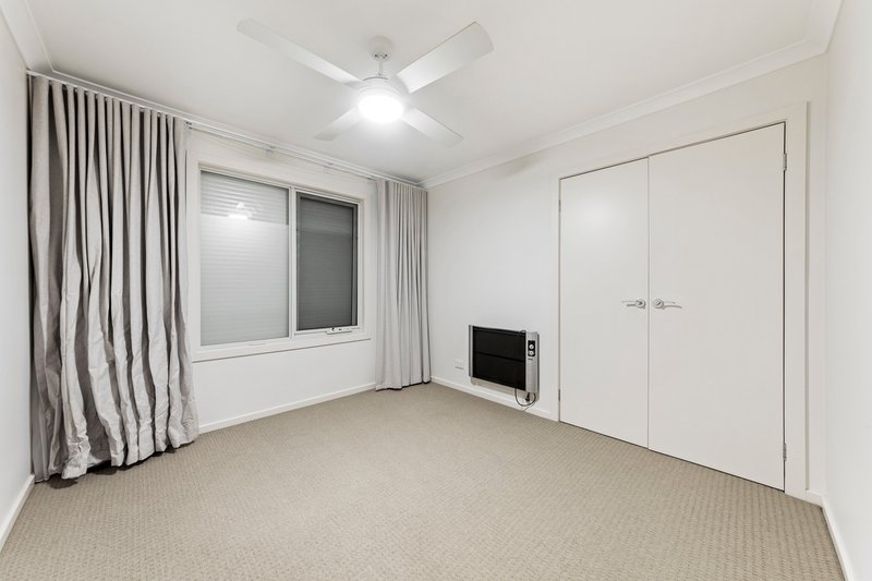 Photo - 23 Botanic Drive, Pakenham VIC 3810 - Image 15
