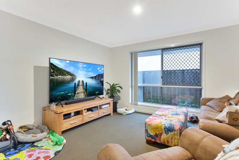 Photo - 23 Bottle Brush Circuit, Coomera QLD 4209 - Image 8